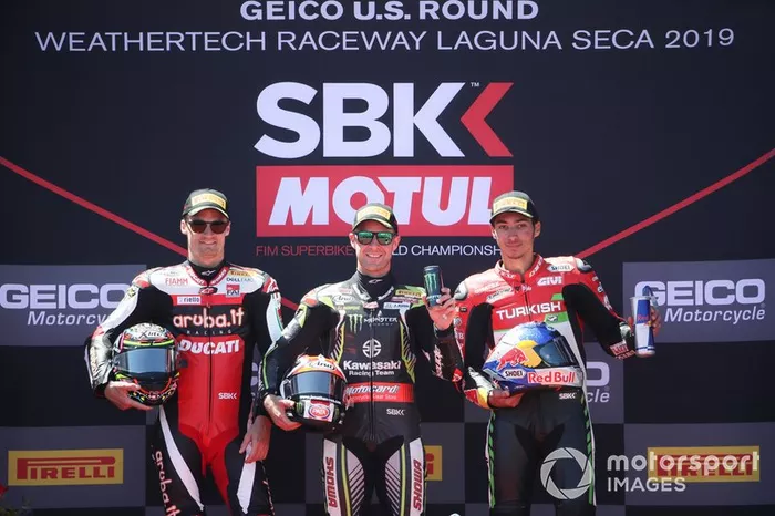Jonathan Rea, Kawasaki Racing Team, Chaz Davies, Aruba.it Racing-Ducati Team, Toprak Razgatlioglu, Turkish Puccetti Racing, Podium
