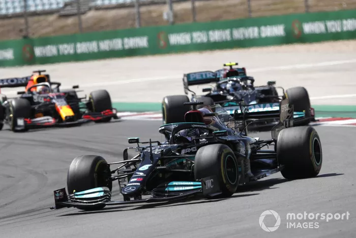 Lewis Hamilton, Mercedes W12, Valtteri Bottas, Mercedes W12, Max Verstappen, Red Bull Racing RB16B