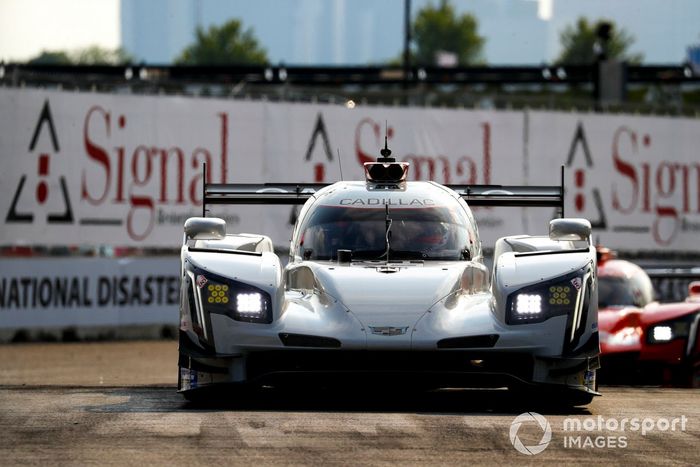 #01 Chip Ganassi Racing Cadillac DPi: Renger van der Zande, Kevin Magnussen
