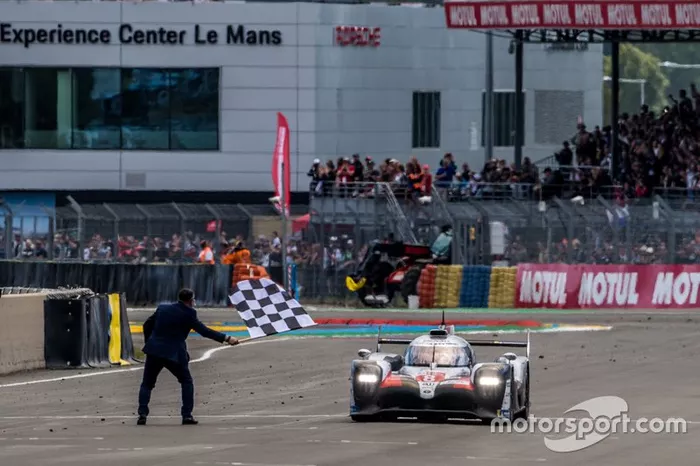 Campeão mundial do WEC - Vitória nas 24H de Le Mans