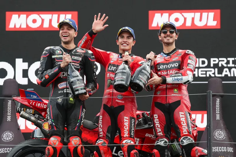 Francesco Bagnaia, Ducati Team, Marco Bezzecchi, Aprilia Racing, Marc Marquez, Ducati Team