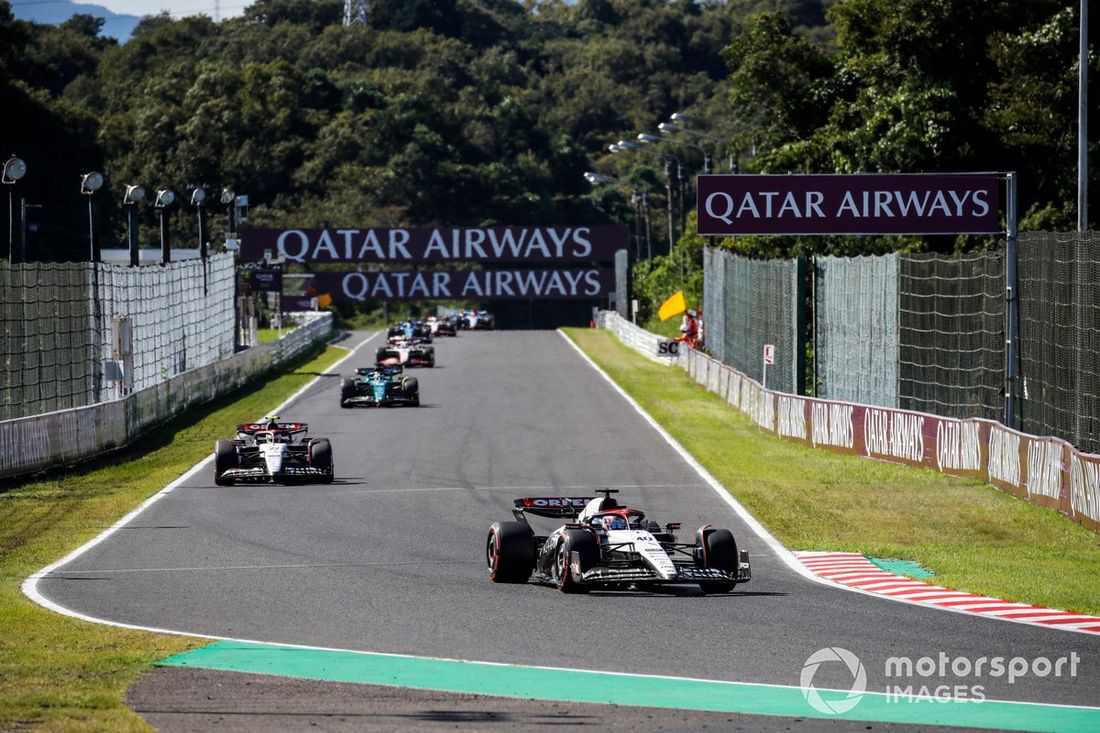 Liam Lawson, AlphaTauri AT04, Yuki Tsunoda, AlphaTauri AT04, Lance Stroll, Aston Martin AMR23