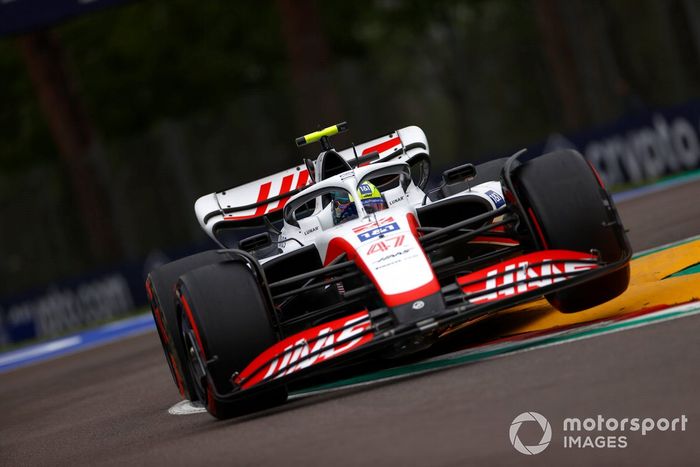 Mick Schumacher, Haas VF-22