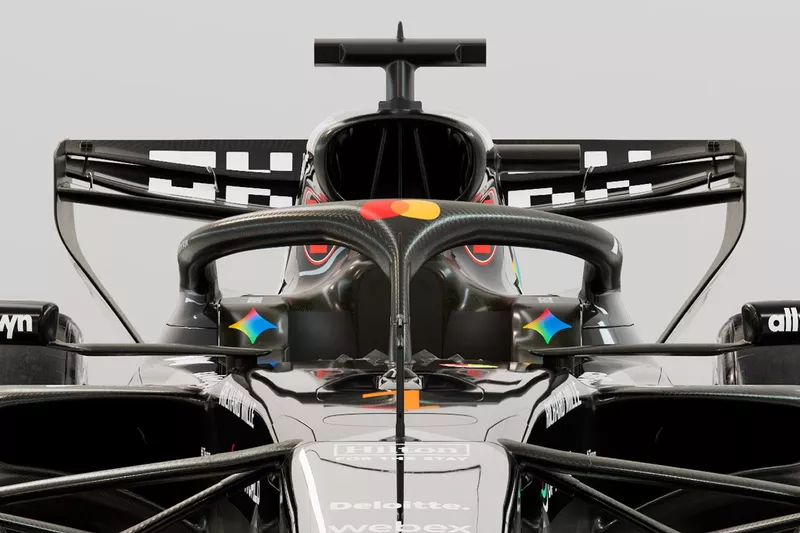 McLaren MCL40 Livrée pour les essais à Barcelone 