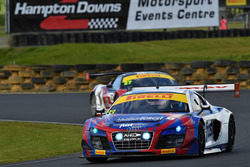 #33 Fastway Couriers Audi R8 LMS Ultra: Simon Ellingham, Tim Miles