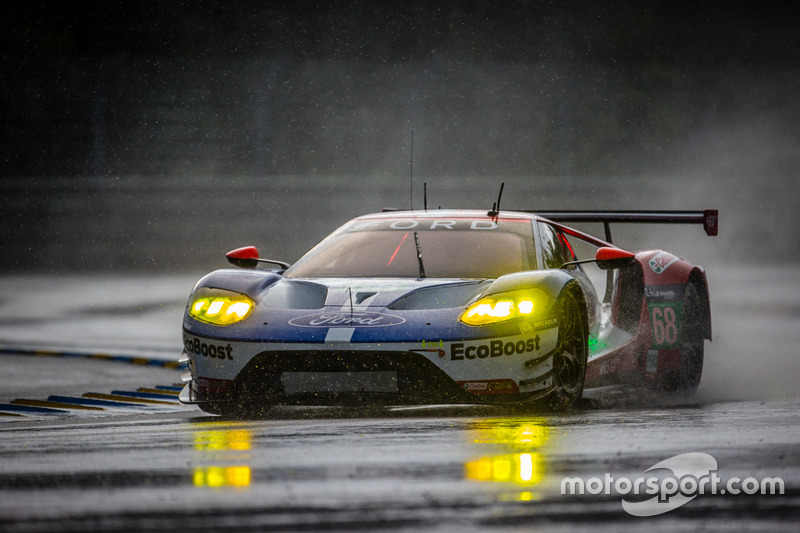 28: (GTE PRO Pole) #68 Ford Chip Ganassi Racing Ford GT: Joey Hand, Dirk Müller, Sébastien Bourdais