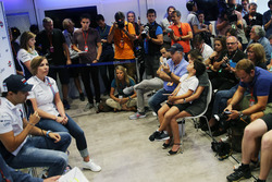 Felipe Massa, Williams, anuncia su retiro de la F1, Claire Williams, Williams, su familia en la prim