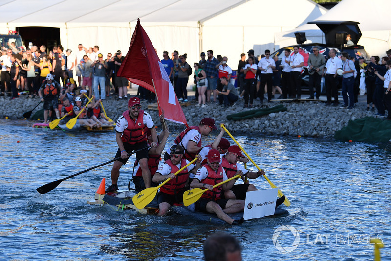 Sauber at the raft race