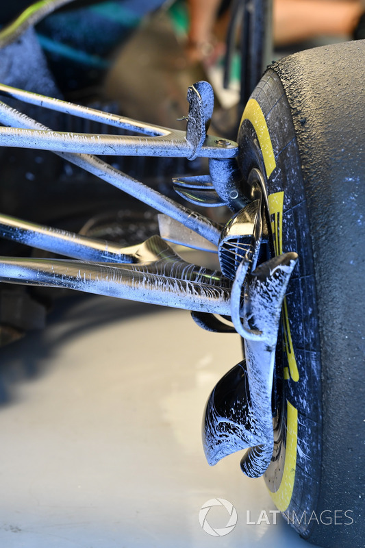 Mercedes-AMG F1 W09 front suspension detail with aero paint