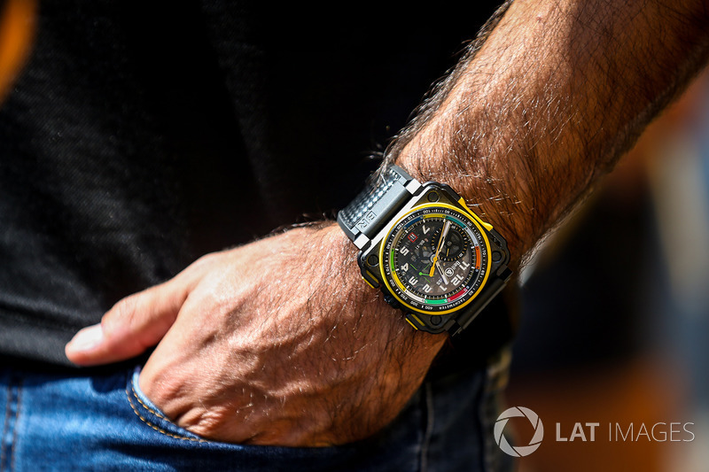 Watch of Carlos Sainz Jr., Scuderia Toro Rosso