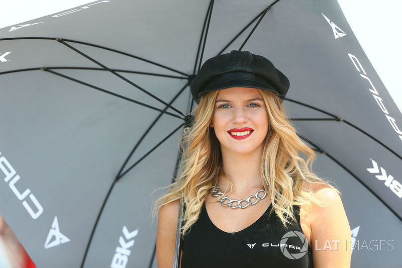 Grid girl