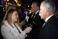 Chase Carey ve Jenny Gow