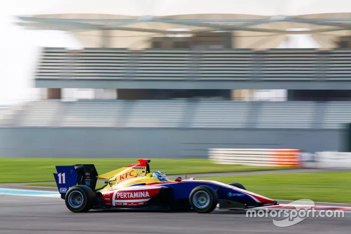 Ryan Tveter, Trident