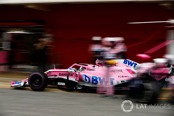 Sergio Pérez, Force India VJM11, pit stop