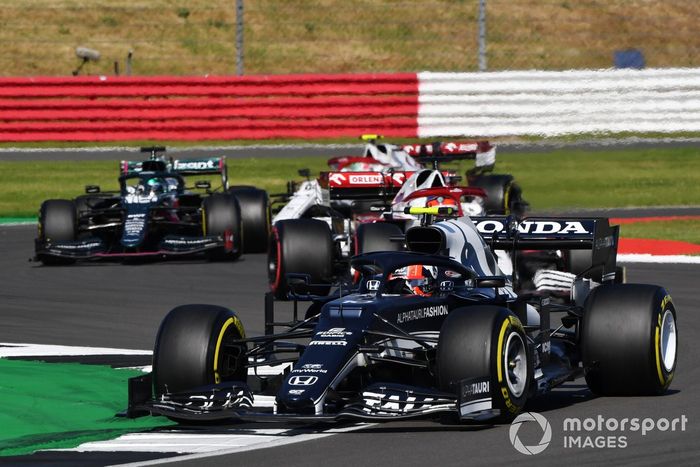Pierre Gasly, AlphaTauri AT02, Kimi Raikkonen, Alfa Romeo Racing C41, Lance Stroll, Aston Martin AMR21