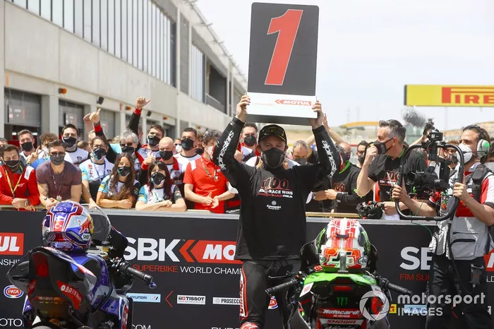 Jonathan Rea, Kawasaki Racing Team WorldSBK festeggia la 100esima gara nel WorldSBK