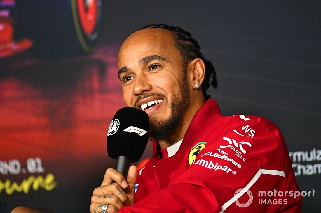 Lewis Hamilton, Ferrari en la rueda de prensa
