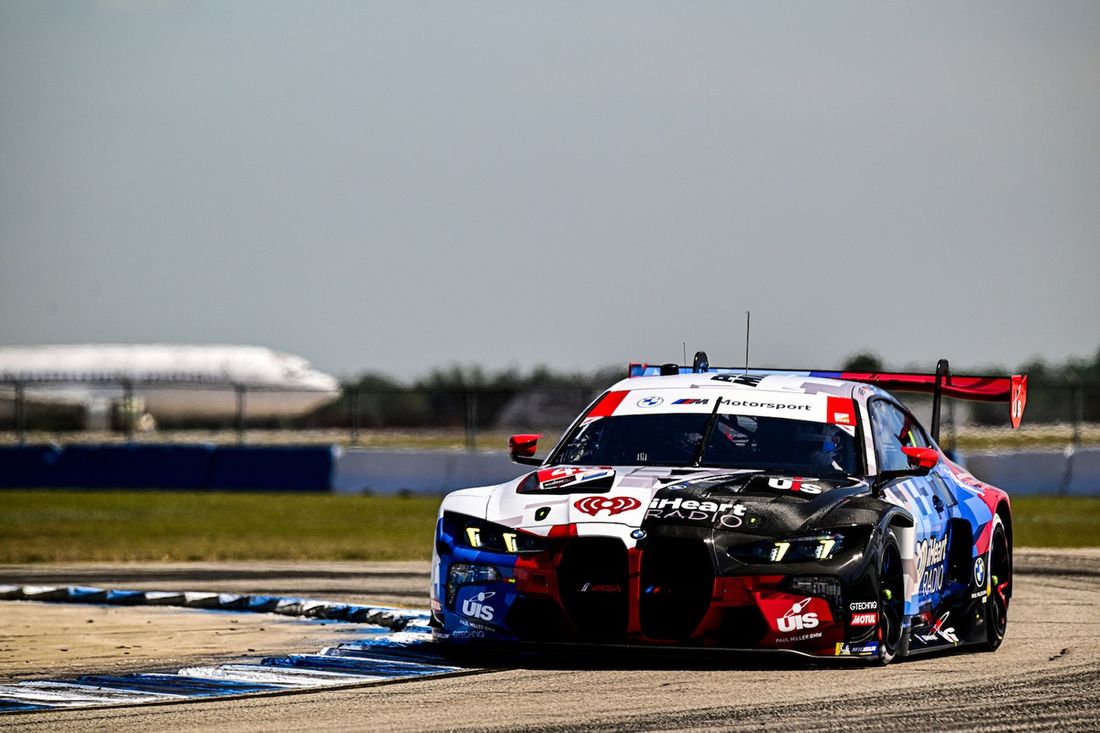 #48 Paul Miller Racing BMW M4 GT3 EVO: Max Hesse, Dan Harper, Jesse Krohn