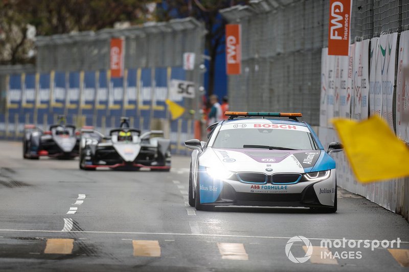 The BMW i8 Safety car Oliver Rowland, Nissan e.Dams, Nissan IMO1 before the restart