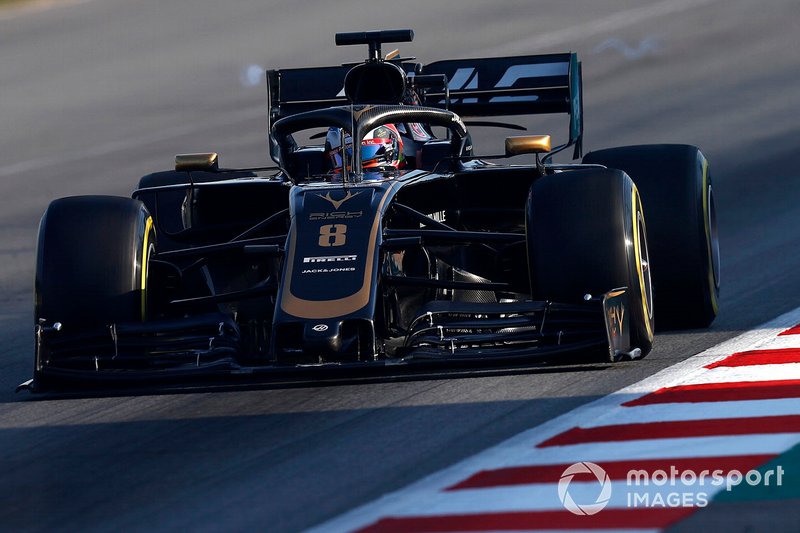 Romain Grosjean, Haas F1 Team VF-19, con dei vortici accanto all'ala posteriore
