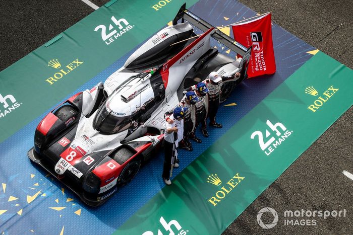 Ganadores #8 Toyota Gazoo Racing Toyota TS050: Sebastien Buemi, Kazuki Nakajima, Brendon Hartley