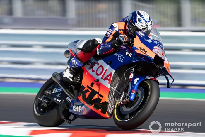 Iker Lecuona, Red Bull KTM Tech 3