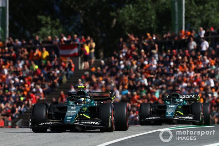 Sebastian Vettel, Aston Martin AMR22, Lance Stroll, Aston Martin AMR22