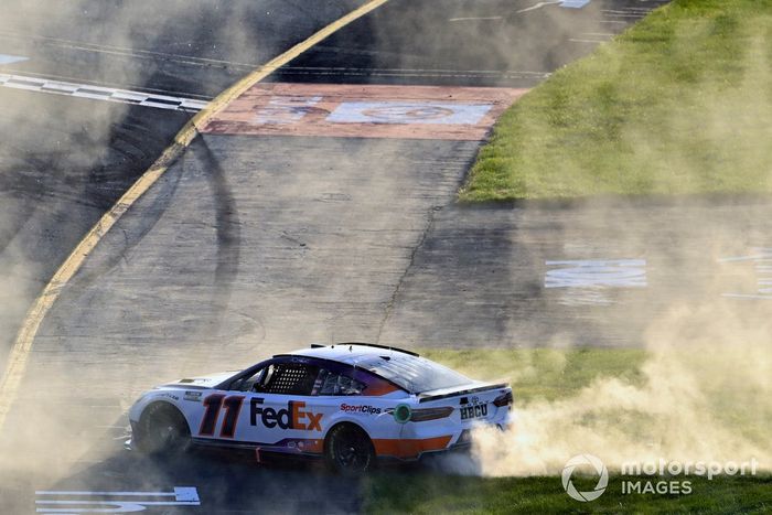 Ganador Denny Hamlin, Joe Gibbs Racing, FedEx Express Toyota Camry