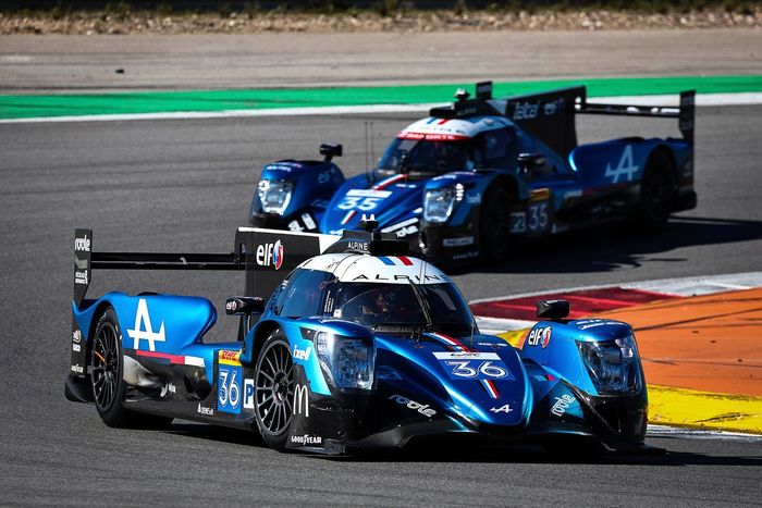 #36 Alpine A470 -  Gibson: Matthieu Vaxiviere, Julien Canal, Charles Milesi, #35 Alpine A470 -  Gibson: André Negrão, Memo Rojas, Olli Caldwell