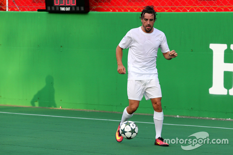 Heineken charity football game, Fernando Alonso, McLaren Honda