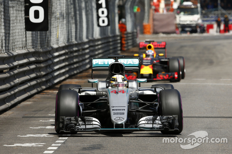 2016: Lewis Hamilton