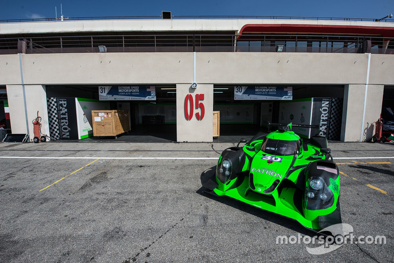 #30 Extreme Speed Motorsports, Ligier JS P2 - Nissan: Scott Sharp, Ed Brown, Johannes van Overbeek