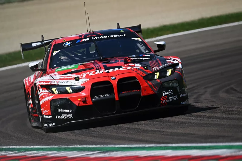 #32 Equipo WRT BMW M4 LMGT3 EVO: Darren Leung, Sean Gelael, Augusto Farfus