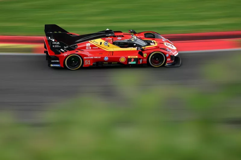 #51 Ferrari AF Corse Ferrari 499P: Alessandro Pier Guidi, James Calado, Antonio Giovinazzi