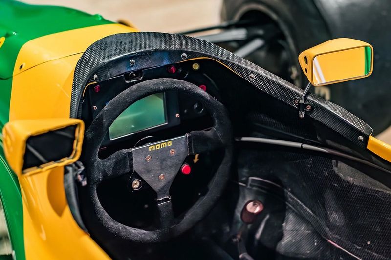 La Benetton B192-Ford, châssis 05, restaurée. 