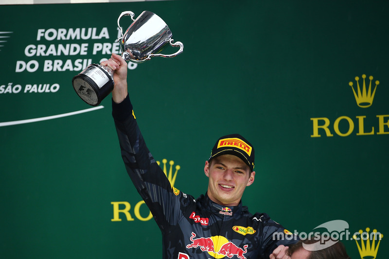Tercero, Max Verstappen, Red Bull Racing RB12