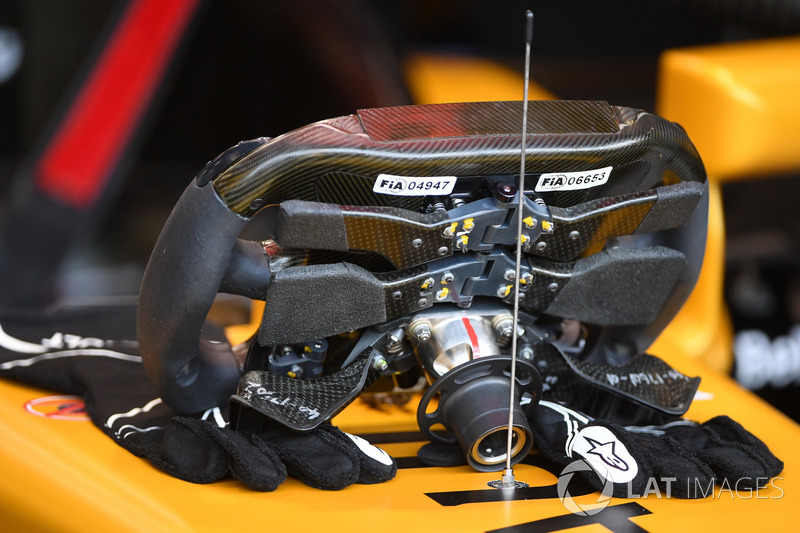 Volante del Renault Sport F1 Team RS17