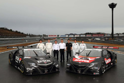 #16 チーム無限 NSX-GT, #64 NAKAJIMA RACING