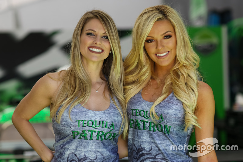 Chica de Tequila Patrón