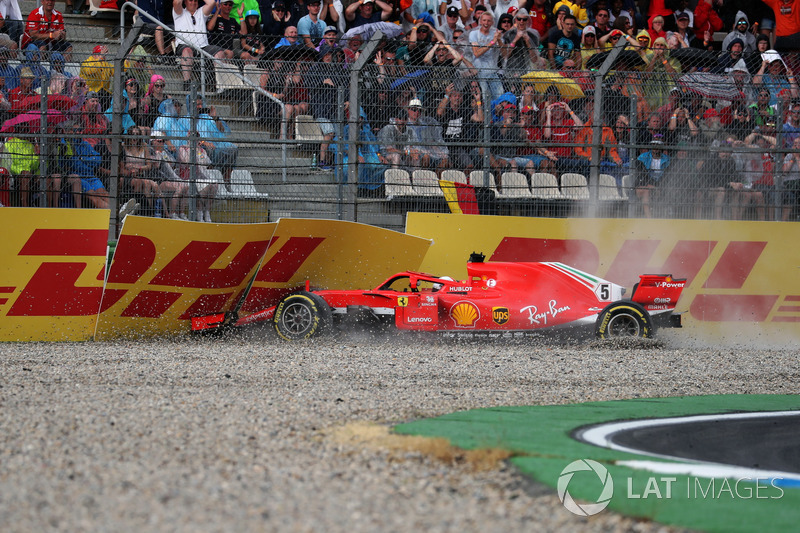 Sebastian Vettel, Ferrari SF71H crashes out of the race