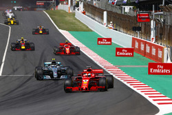 Sebastian Vettel, Ferrari SF71H, Valtteri Bottas, Mercedes AMG F1 W09, Kimi Raikkonen, Ferrari SF71H y Max Verstappen, Red Bull Racing RB14