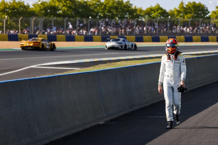 #60 Iron Lynx Mercedes-AMG LMGT3: Andrew Gilbert