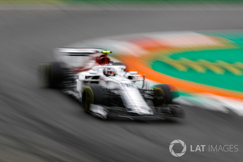 Charles Leclerc, Sauber C37.