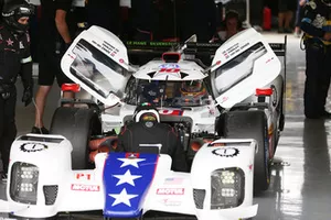 #10 Dragonspeed BR Engineering BR1: Henrik Hedman, Ben Hanley, Renger Van der Zande