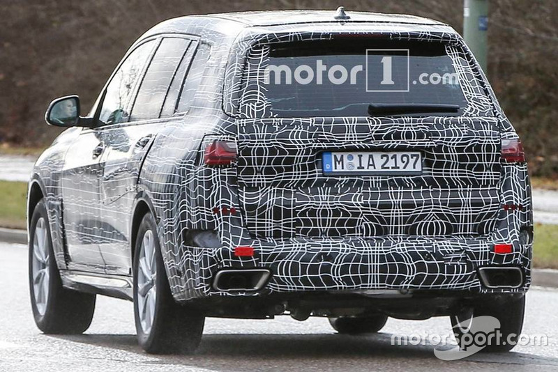 BMW X7 - шпигунські фото