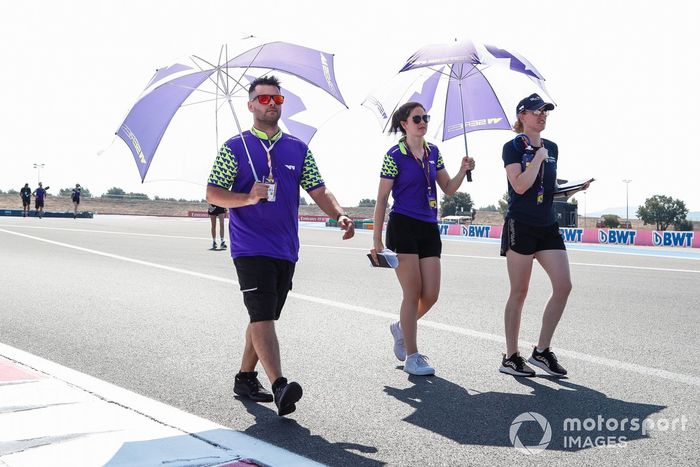 Alice Powell, Click2Drive Bristol Street Motors Racing 