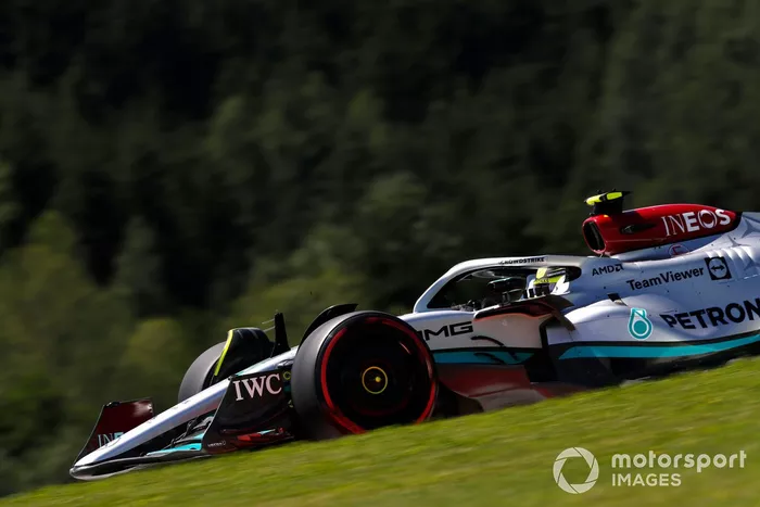 Lewis Hamilton, Mercedes W13
