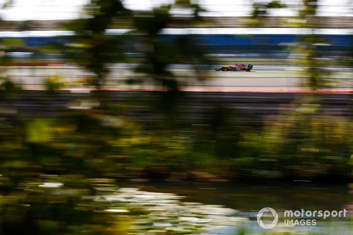 Carlos Sainz Jr., McLaren MCL35 