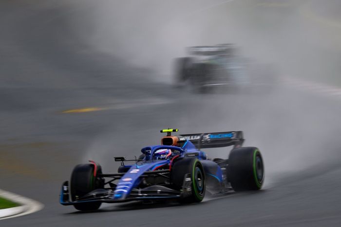 Logan Sargeant, Williams W45