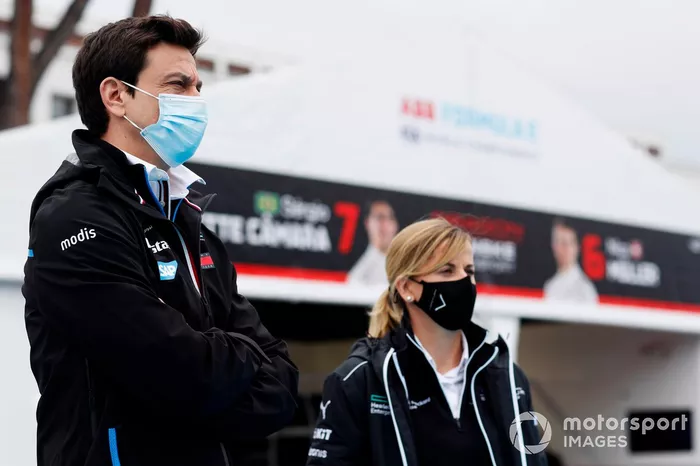 Toto Wolff, Executive Director (Business), Mercedes AMG, Susie Wolff, Team Principal, Venturi